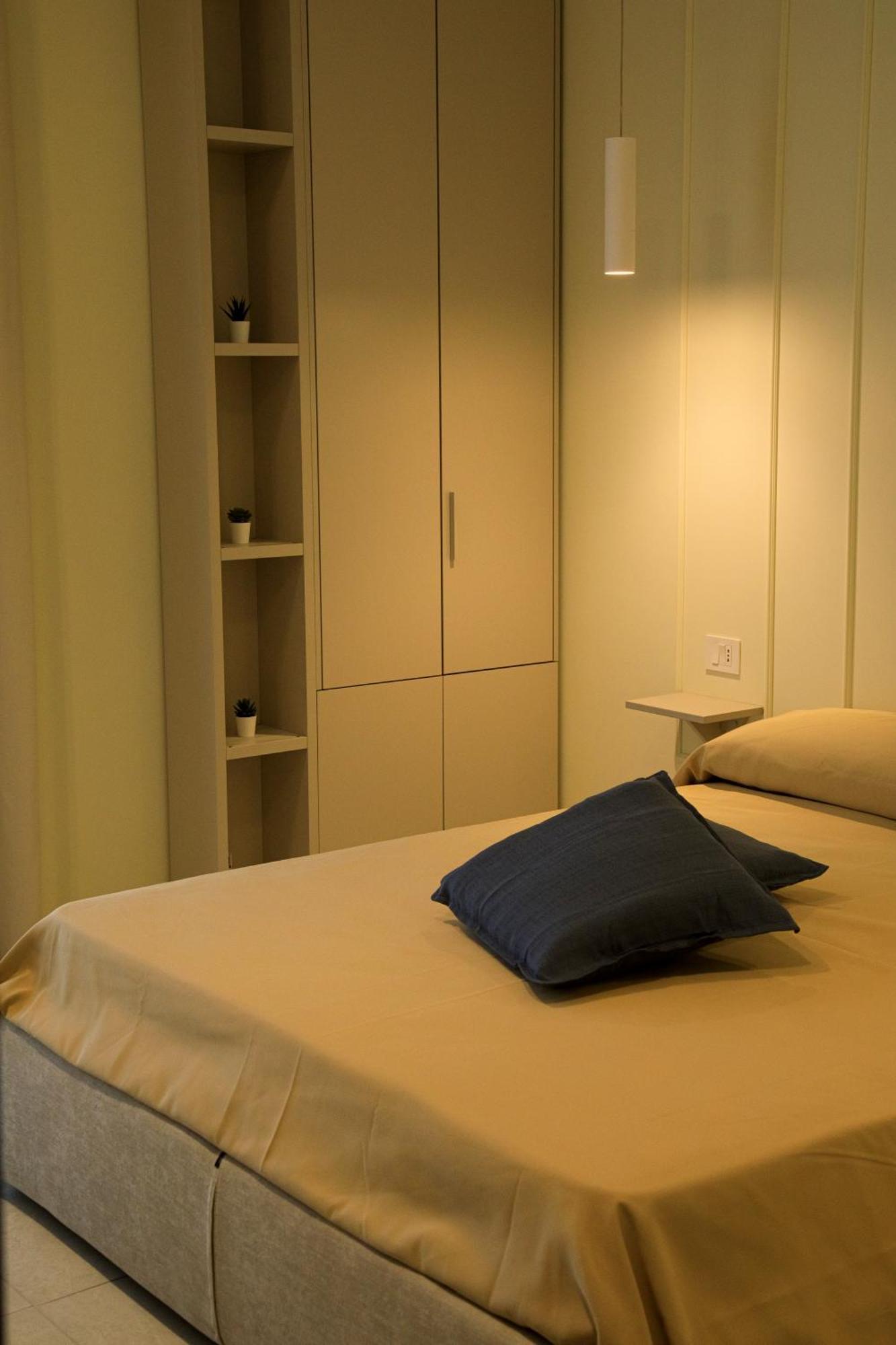 Domus Vivian Hotel Montecorvino Pugliano Luaran gambar