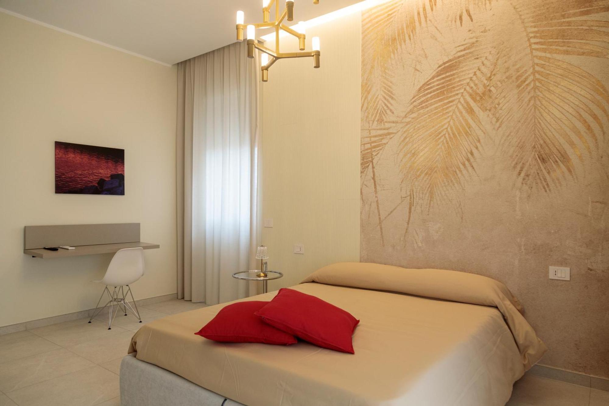 Domus Vivian Hotel Montecorvino Pugliano Luaran gambar